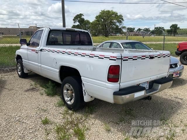 Dodge Ram 2500 أخرى