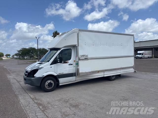 Dodge Sprinter شاحنات ذات هيكل صندوقي