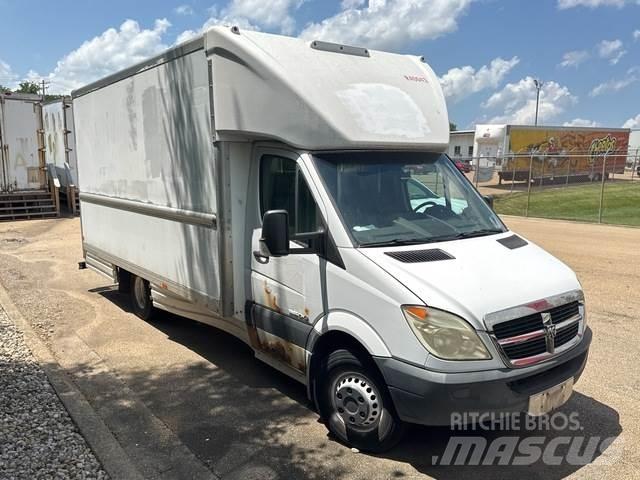 Dodge Sprinter شاحنة مقفلة