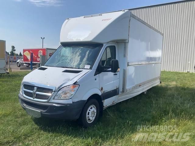 Dodge Sprinter شاحنة مقفلة