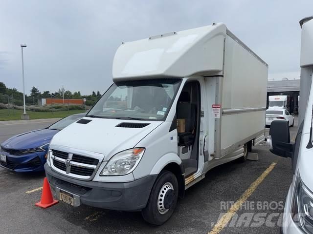 Dodge Sprinter شاحنة مقفلة