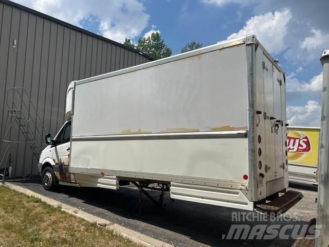 Dodge Sprinter شاحنة مقفلة