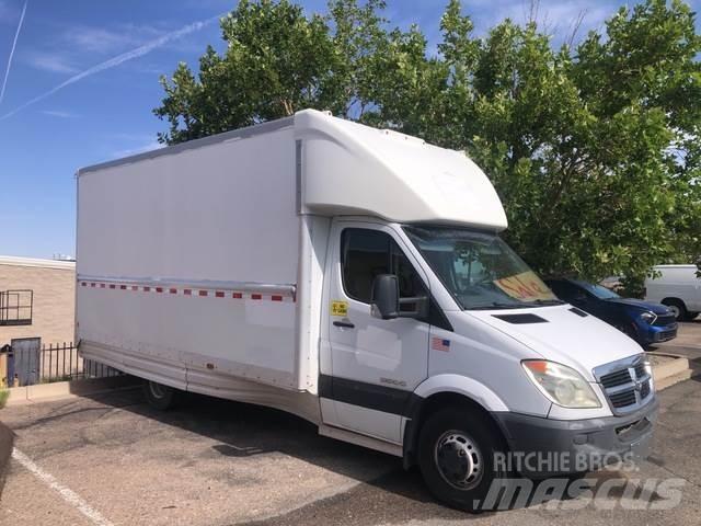 Dodge Sprinter شاحنة مقفلة