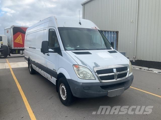 Dodge Sprinter شاحنة مقفلة