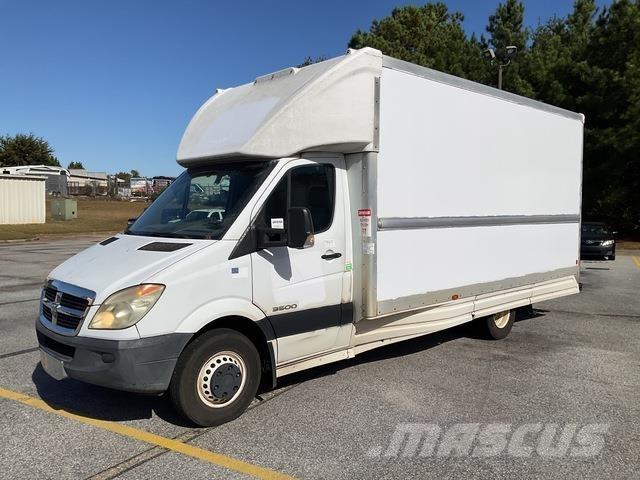 Dodge Sprinter شاحنة مقفلة