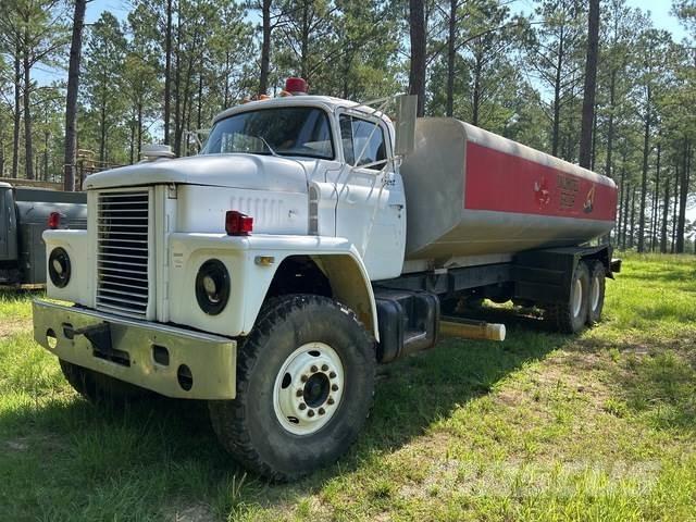 Dodge T80 صهاريج مياه