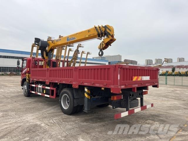 Dongfeng  شاحنات الرافعات