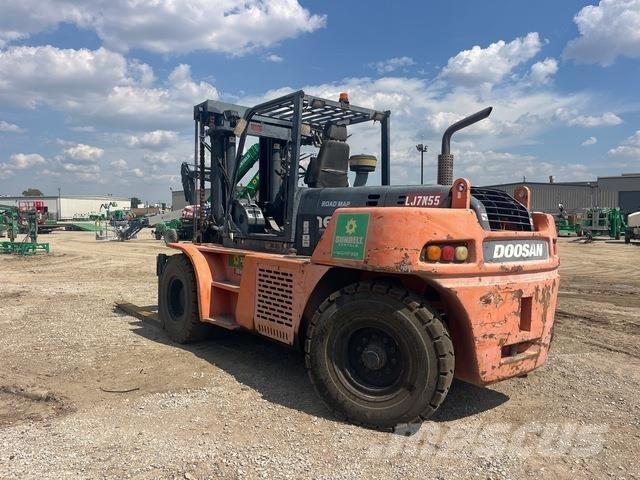Doosan D160S-5 شاحنات ذات رافعات شوكية - أخرى