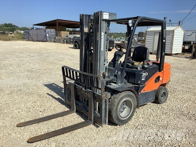 Doosan D30S-7 Forklift trucks - others