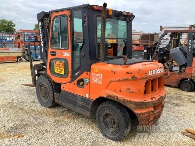 Doosan D35S-5 أخرى