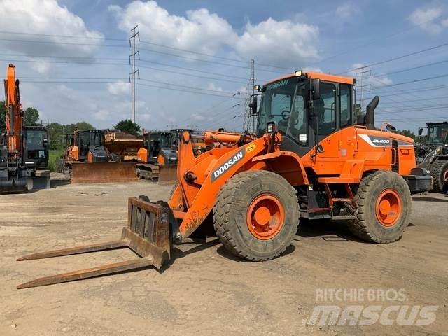 Doosan DL200-5 لوادر بعجل