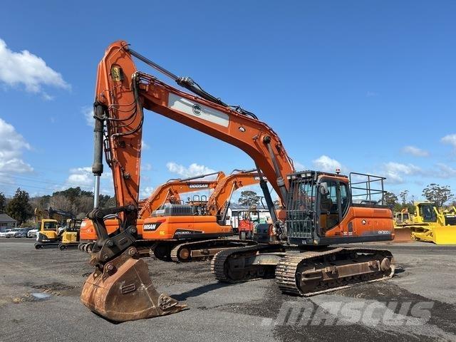 Doosan DX300LC حفارات زحافة