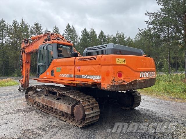 Doosan DX420LC حفارات زحافة