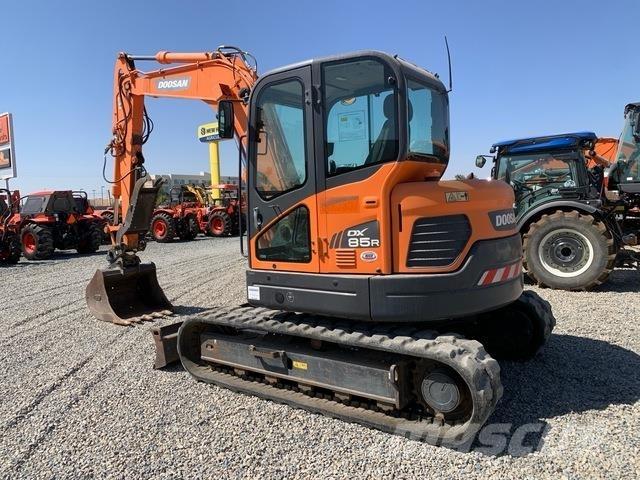 Doosan DX85R-3 حفارات زحافة