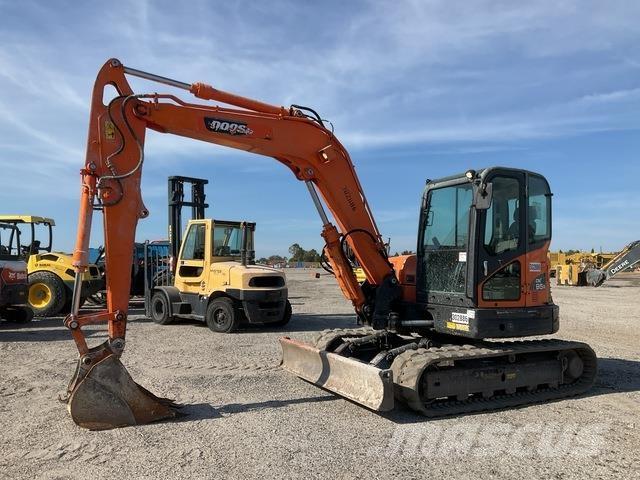Doosan DX85R-3 حفارات زحافة