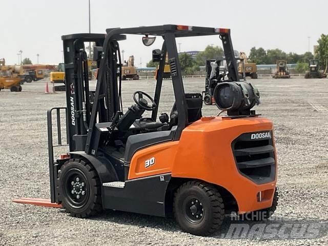 Doosan G30NXP أخرى