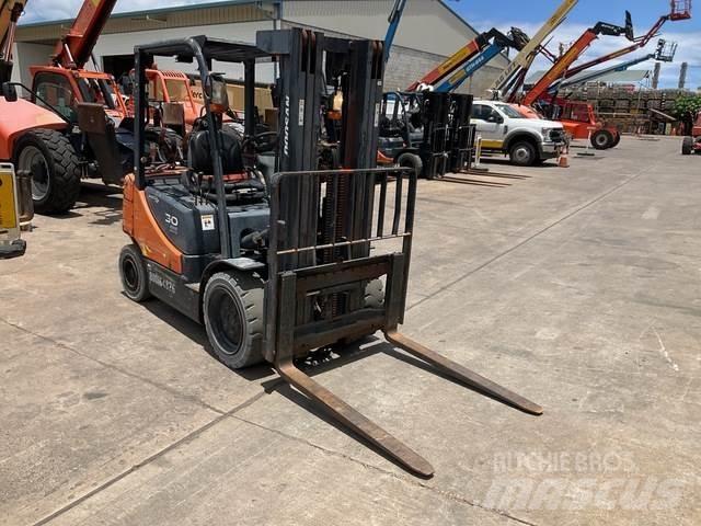 Doosan G30P-5 أخرى