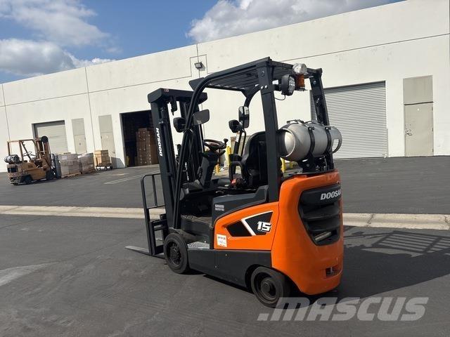 Doosan GC15S-9 شاحنات ذات رافعات شوكية - أخرى