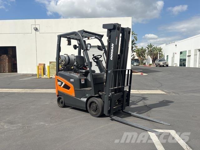 Doosan GC15S-9 شاحنات ذات رافعات شوكية - أخرى