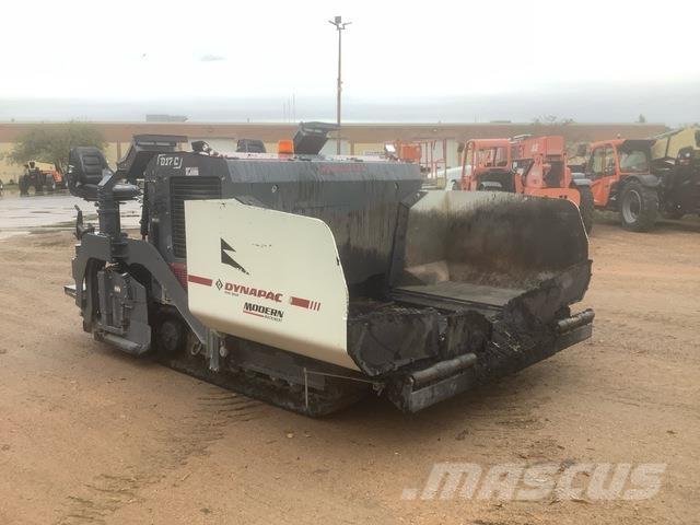 Dynapac D17C معدات السفلتة