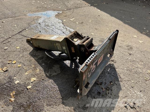 Epiroc EC70T مطارق / كسارات