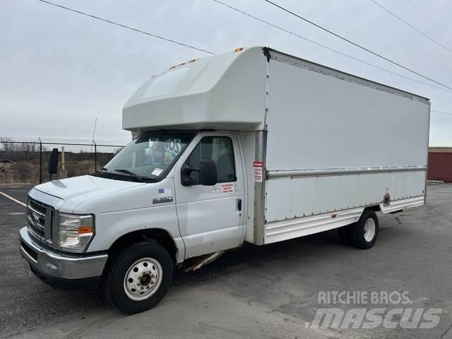 Ford E-350 شاحنات ذات هيكل صندوقي