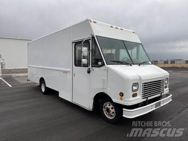 Ford E-350 شاحنة مقفلة