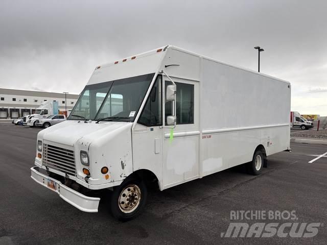 Ford E-350 شاحنة مقفلة