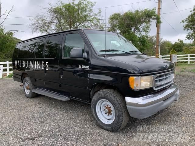 Ford E-350 سيارات