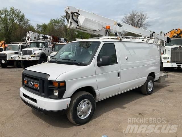 Ford E-350 أخرى