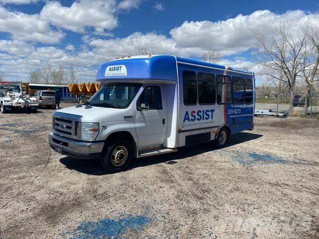 Ford E-350 حافلة صغيرة