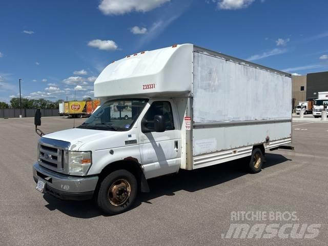 Ford E-350 هيكل صندوقي