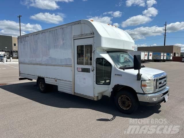 Ford E-350 هيكل صندوقي