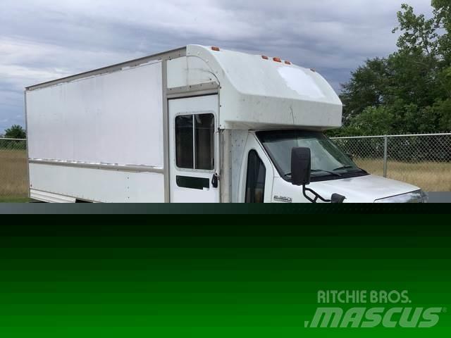 Ford E-350 شاحنات ذات هيكل صندوقي