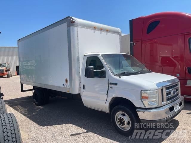 Ford E-350 شاحنات ذات هيكل صندوقي