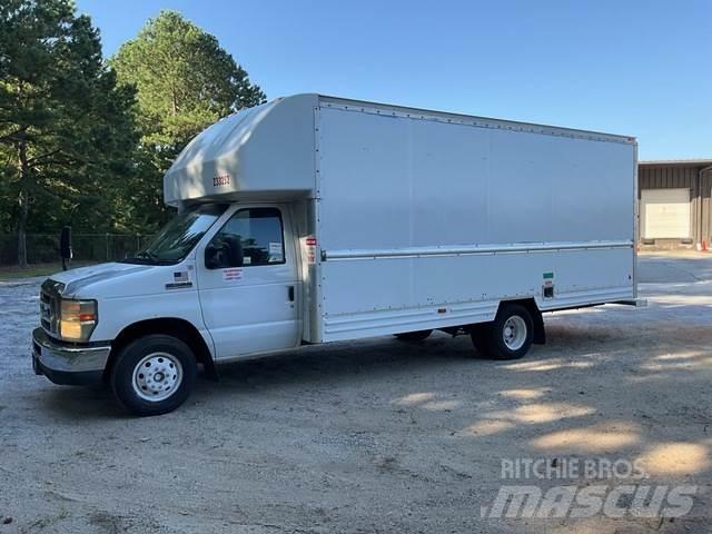 Ford E-350 هيكل صندوقي