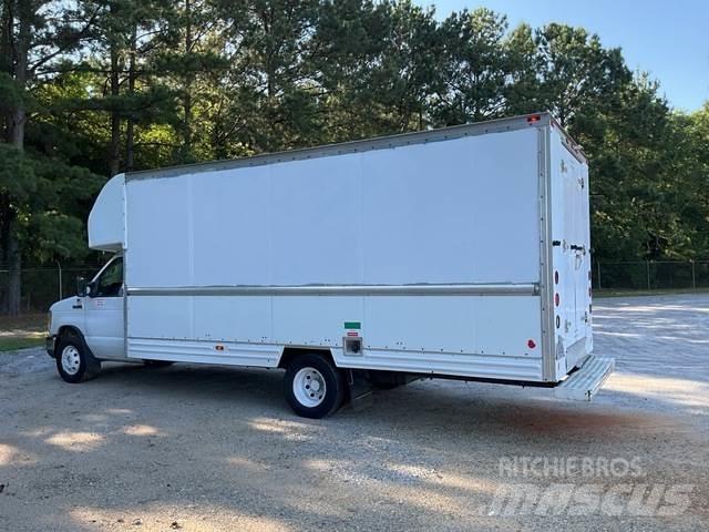 Ford E-350 هيكل صندوقي