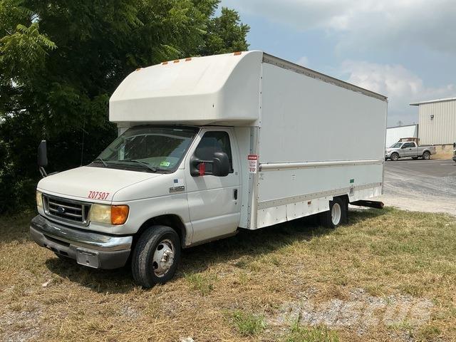 Ford E-350 هيكل صندوقي