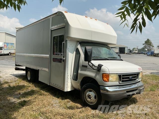 Ford E-350 هيكل صندوقي