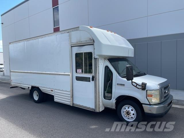 Ford E-350 شاحنات ذات هيكل صندوقي