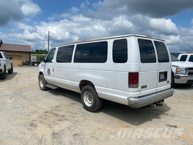 Ford E-350 سيارات