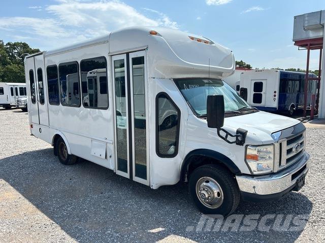 Ford E-350 حافلة صغيرة