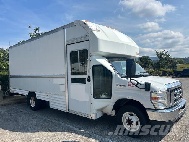 Ford E-350 شاحنات ذات هيكل صندوقي
