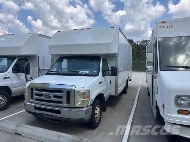 Ford E-350 هيكل صندوقي