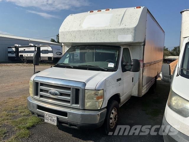 Ford E-350 هيكل صندوقي