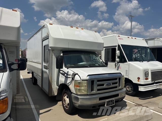 Ford E-350 هيكل صندوقي