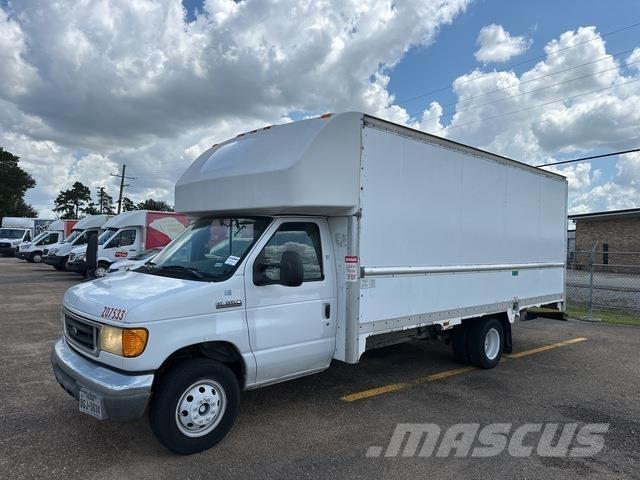 Ford E-350 هيكل صندوقي