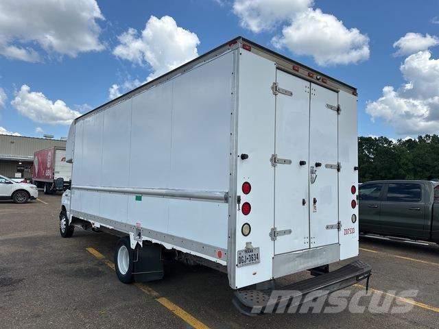 Ford E-350 هيكل صندوقي