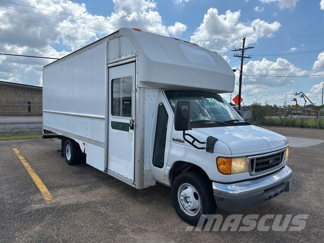 Ford E-350 هيكل صندوقي
