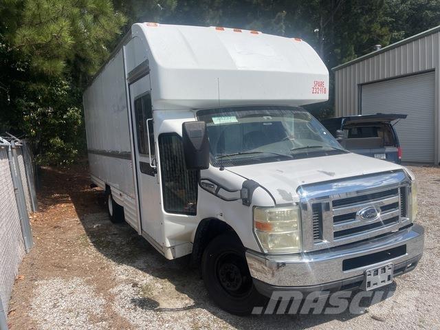 Ford E-350 هيكل صندوقي